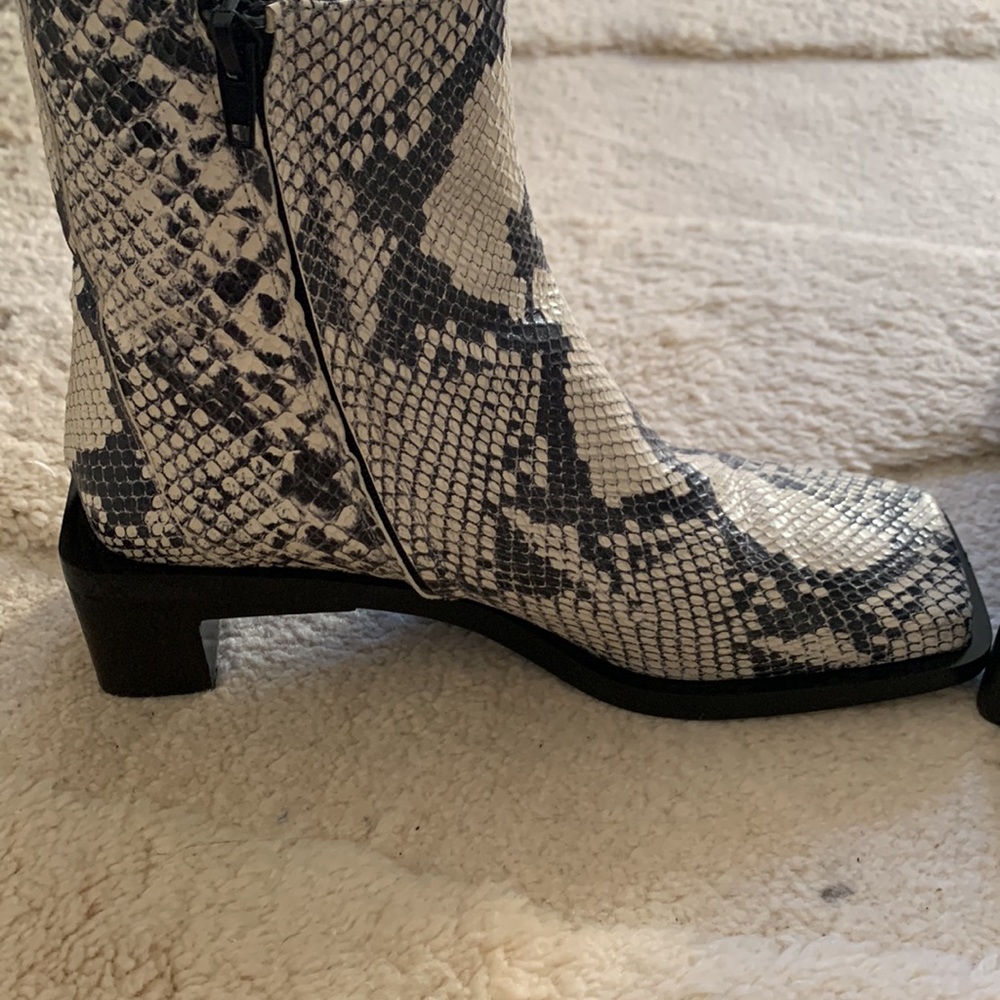 Zara booties python embossed - Picture 13 of 14